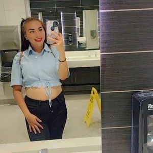 Meet your Posher, Sara